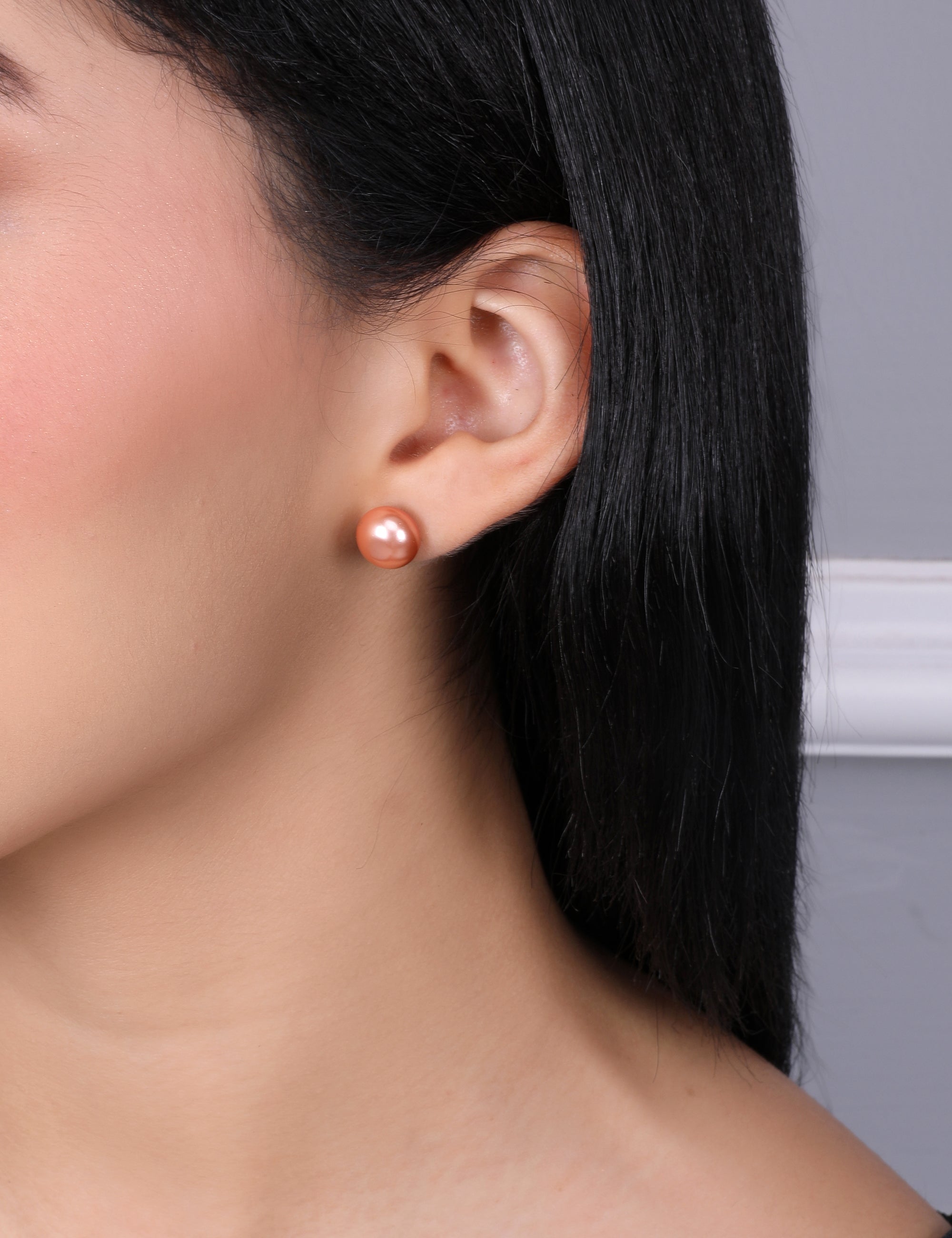 Pair of Elegant Cultured Pearl Stud Earrings -  White & Rose Gold - QUEENS JEWELS