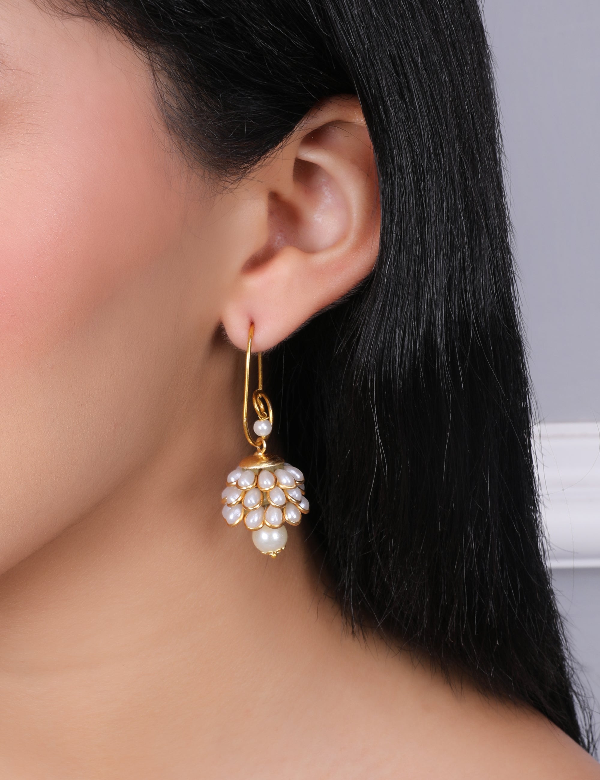 Anika Pachi Jhumka Earrings - White - QUEENS JEWELS