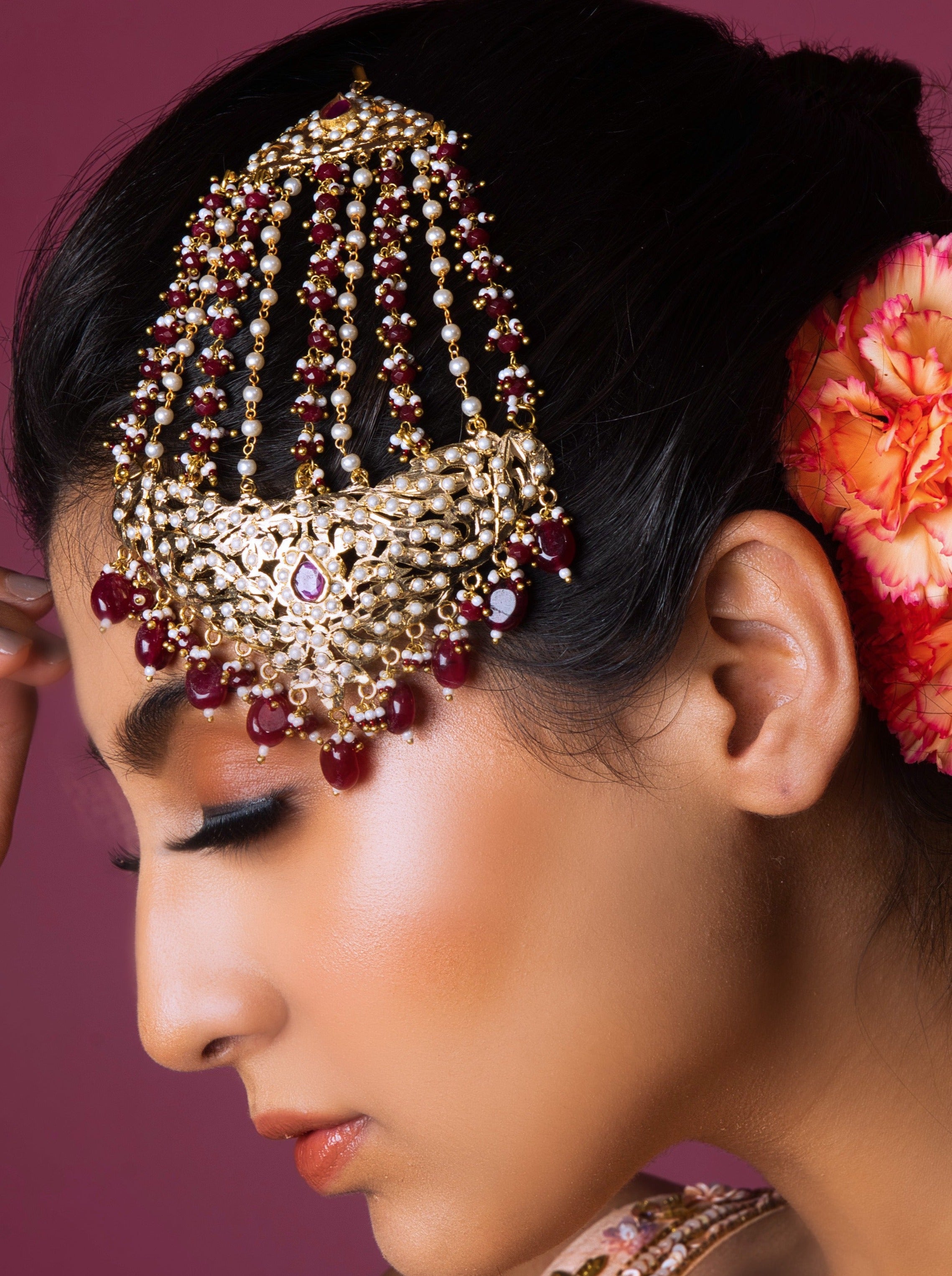 Gold-Plated Red Bridal Jadau Paasa: Elevate your bridal look with timeless elegance.