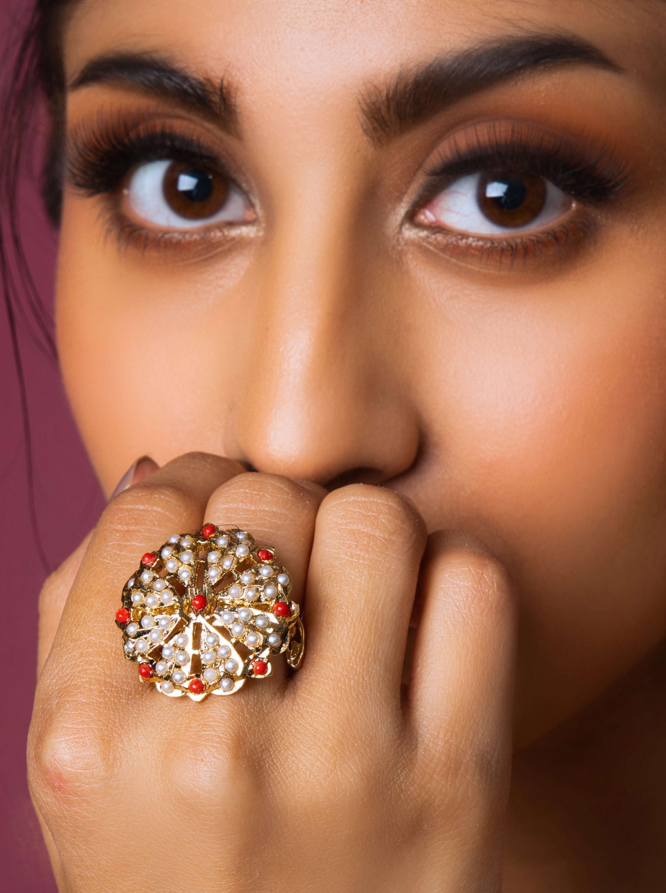 Artisanal Round Coral Adjustable Jadau Ring: Timeless elegance for special occasions.