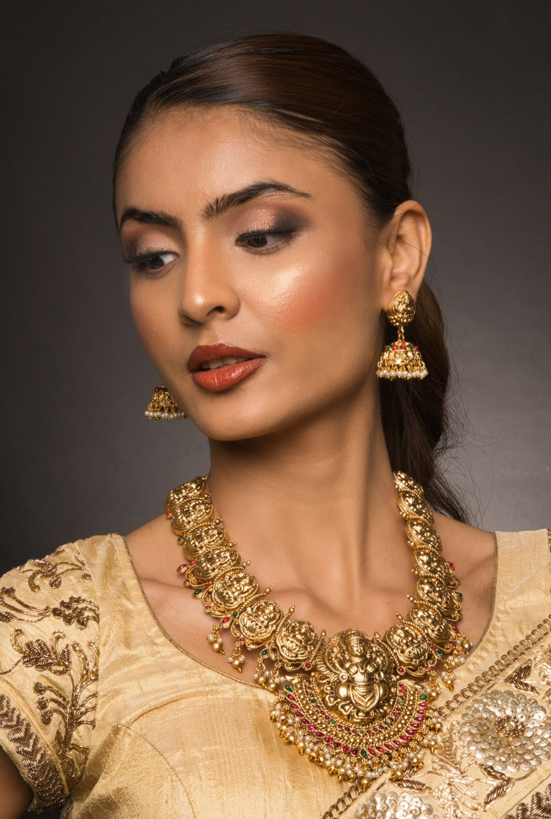 Aabha Lakshmi Motif Temple Necklace Set with Earrings - QUEENS JEWELS