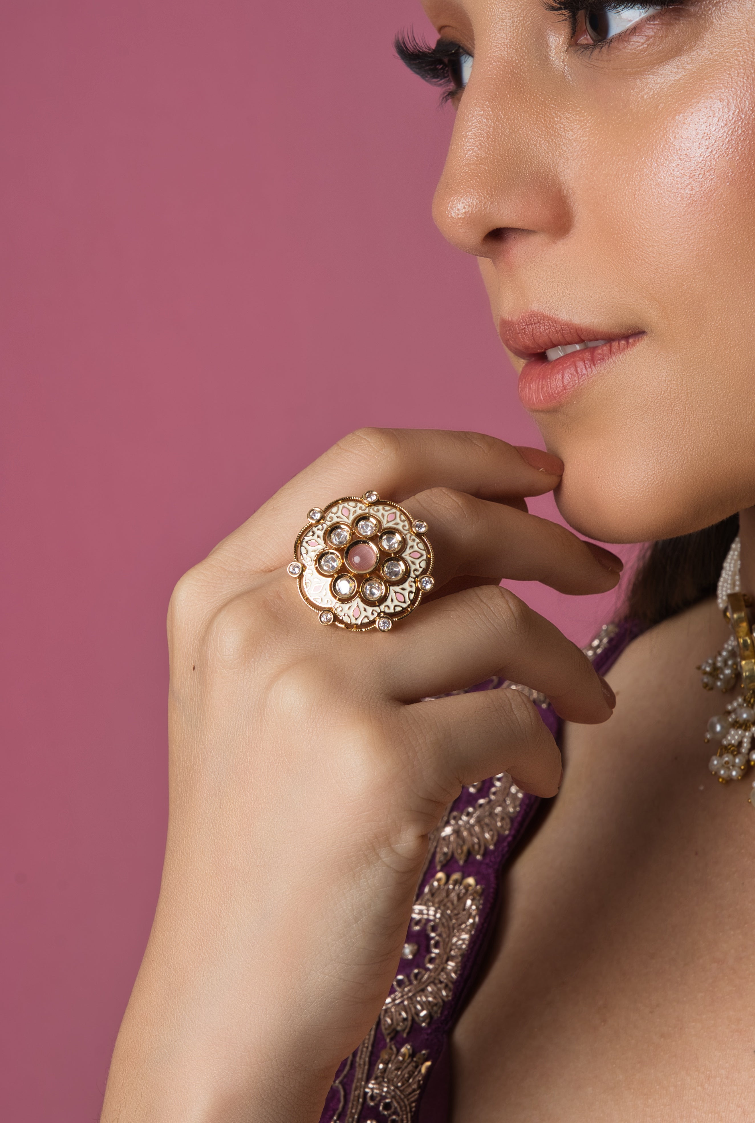 Handcrafted Floral Elegance Pink and White Kundan Ring featuring delicate floral details, perfect for adding sophistication to any festive occasion.