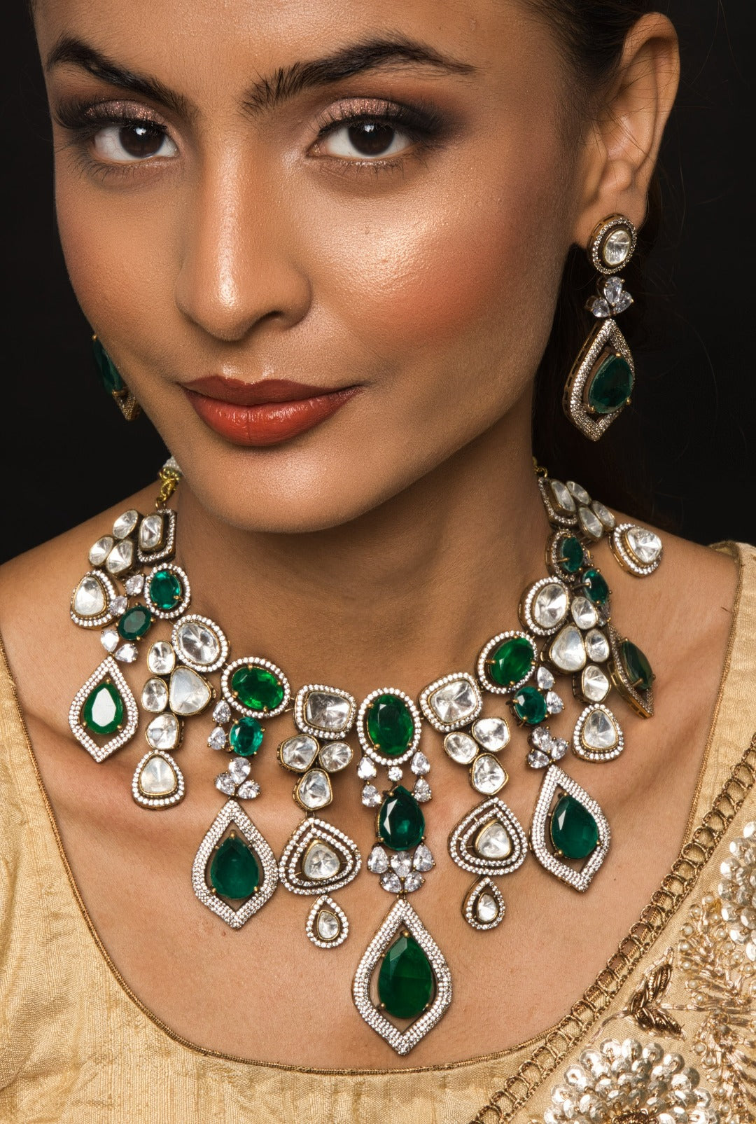 Arana American Diamond Green Necklace Set With Earrings - QUEENS JEWELS