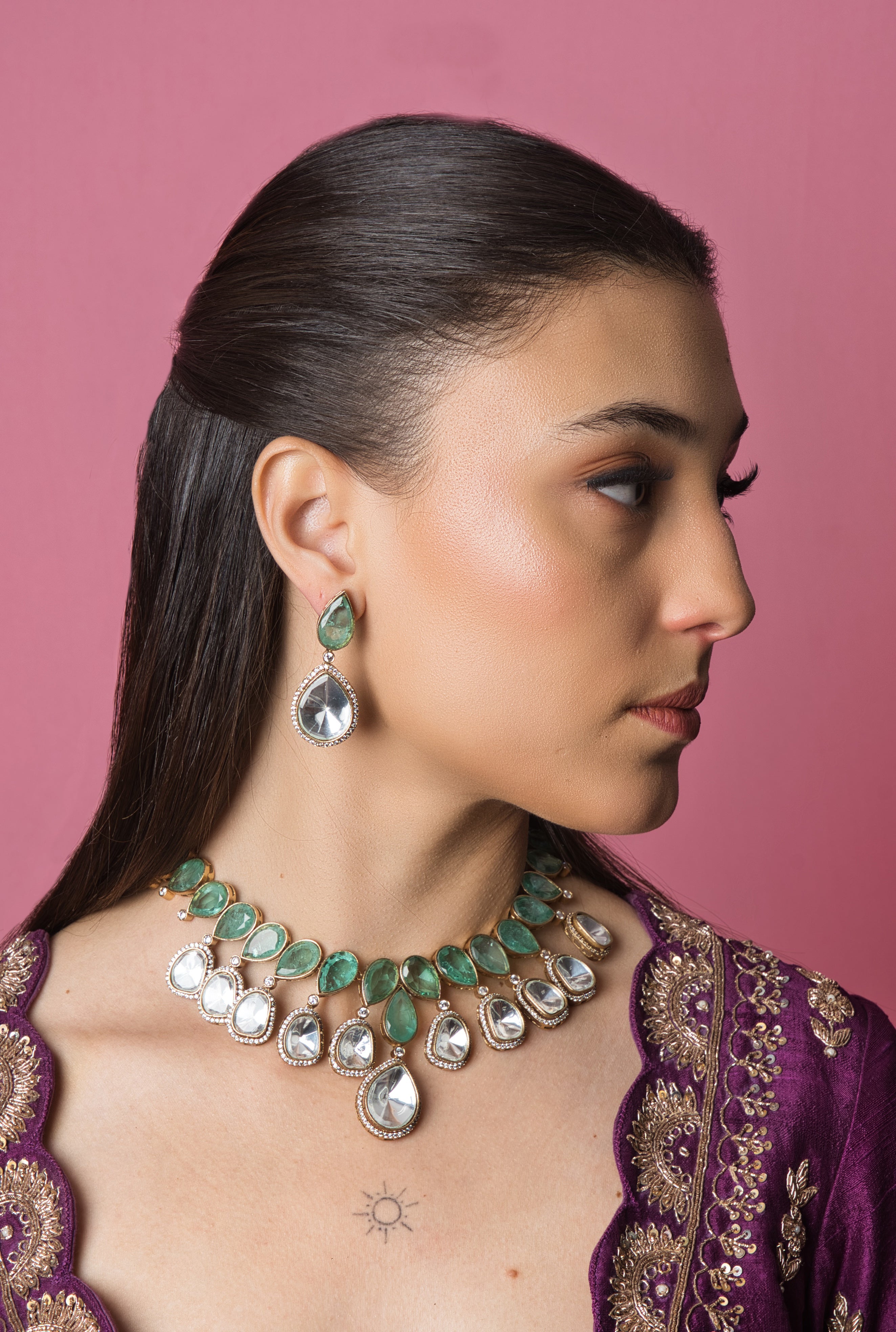 Emerald Tone Victorian Style Kundan Necklace & Earring Set - QUEENS JEWELS