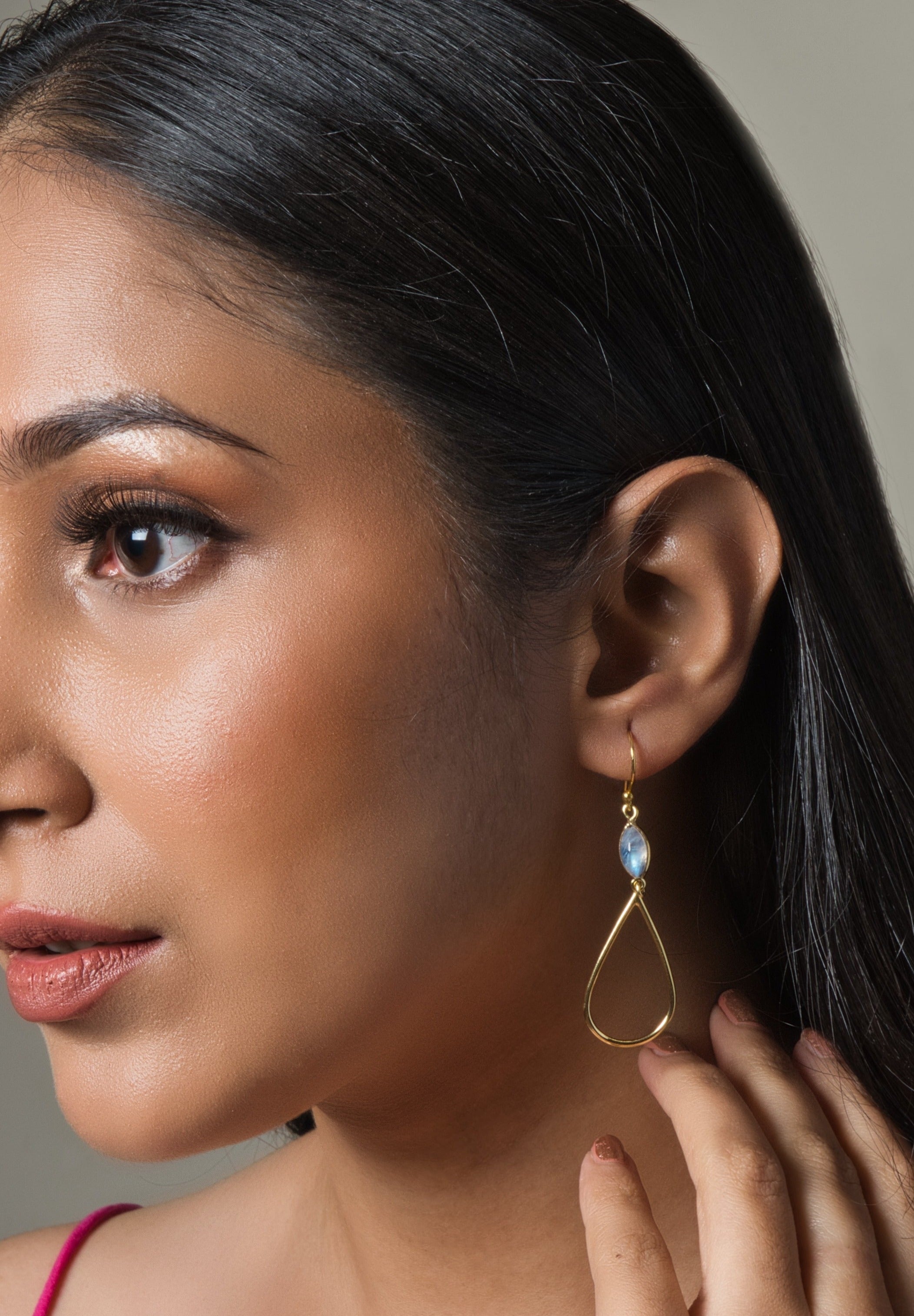 Moonstone Drop Earrings - QUEENS JEWELS 