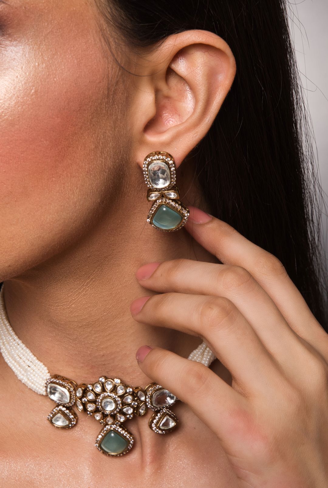 Mint Green Kundan & White Pearls Choker Set with Earrings - QUEENS JEWELS