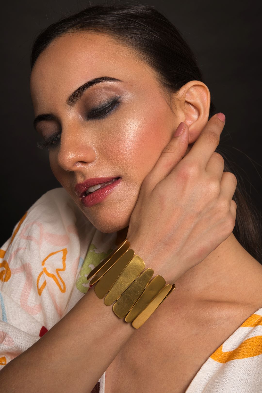 Eva Eternal Radiance Gold-Toned Adjustable Bracelet - QUEENS JEWELS