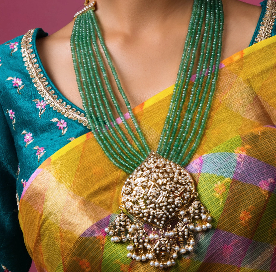 Emerald Green Elegant Jadau Bridal Ensemble (Necklace and Earrings) - QUEENS JEWELS