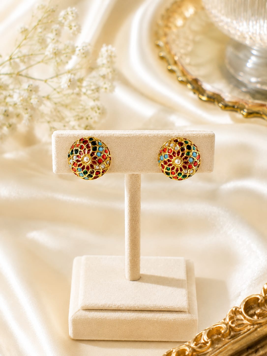 Sonamoti Navratan Small Studs