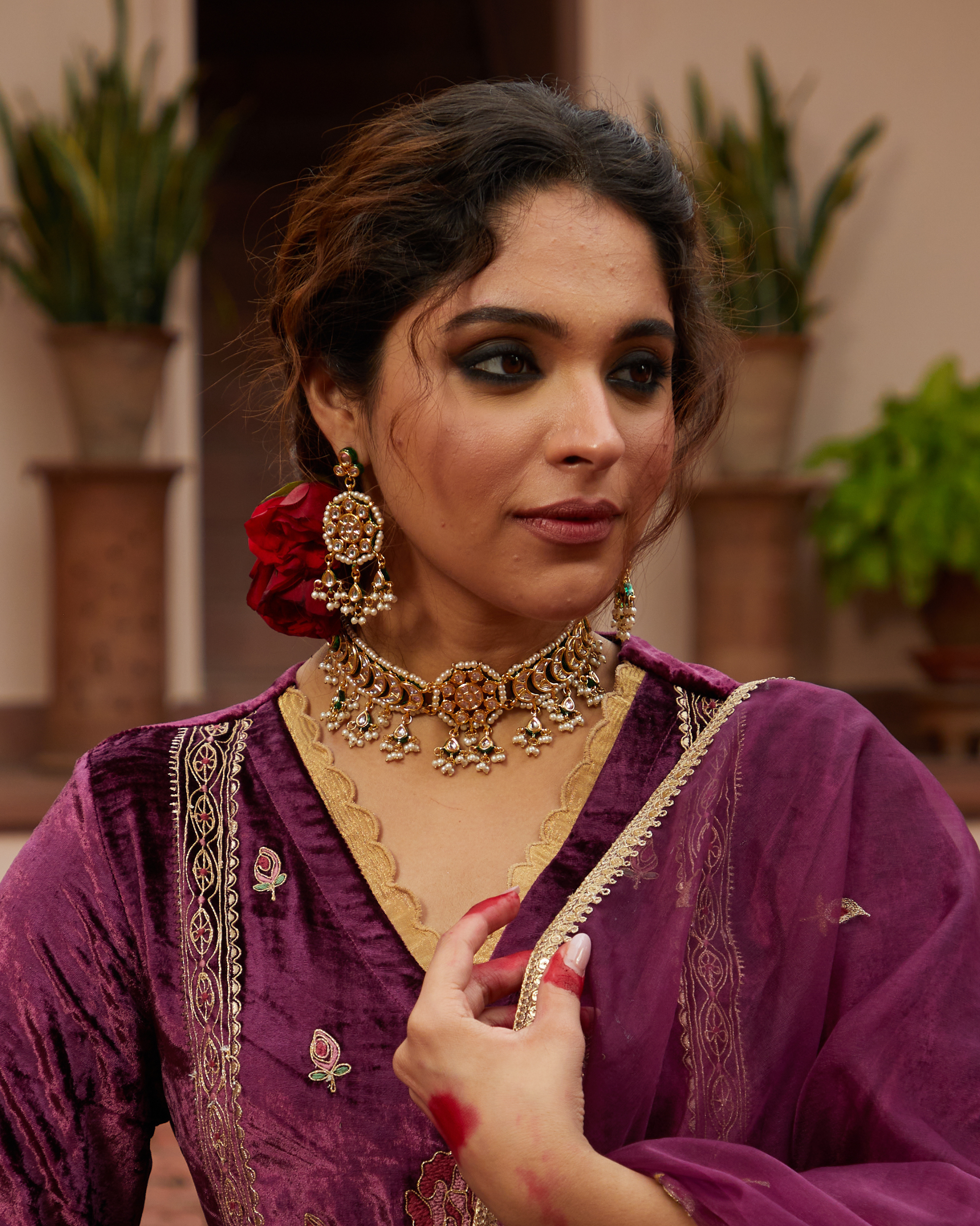 Premium Kundan Choker Necklace Set with Earrings - QUEENS JEWELS
