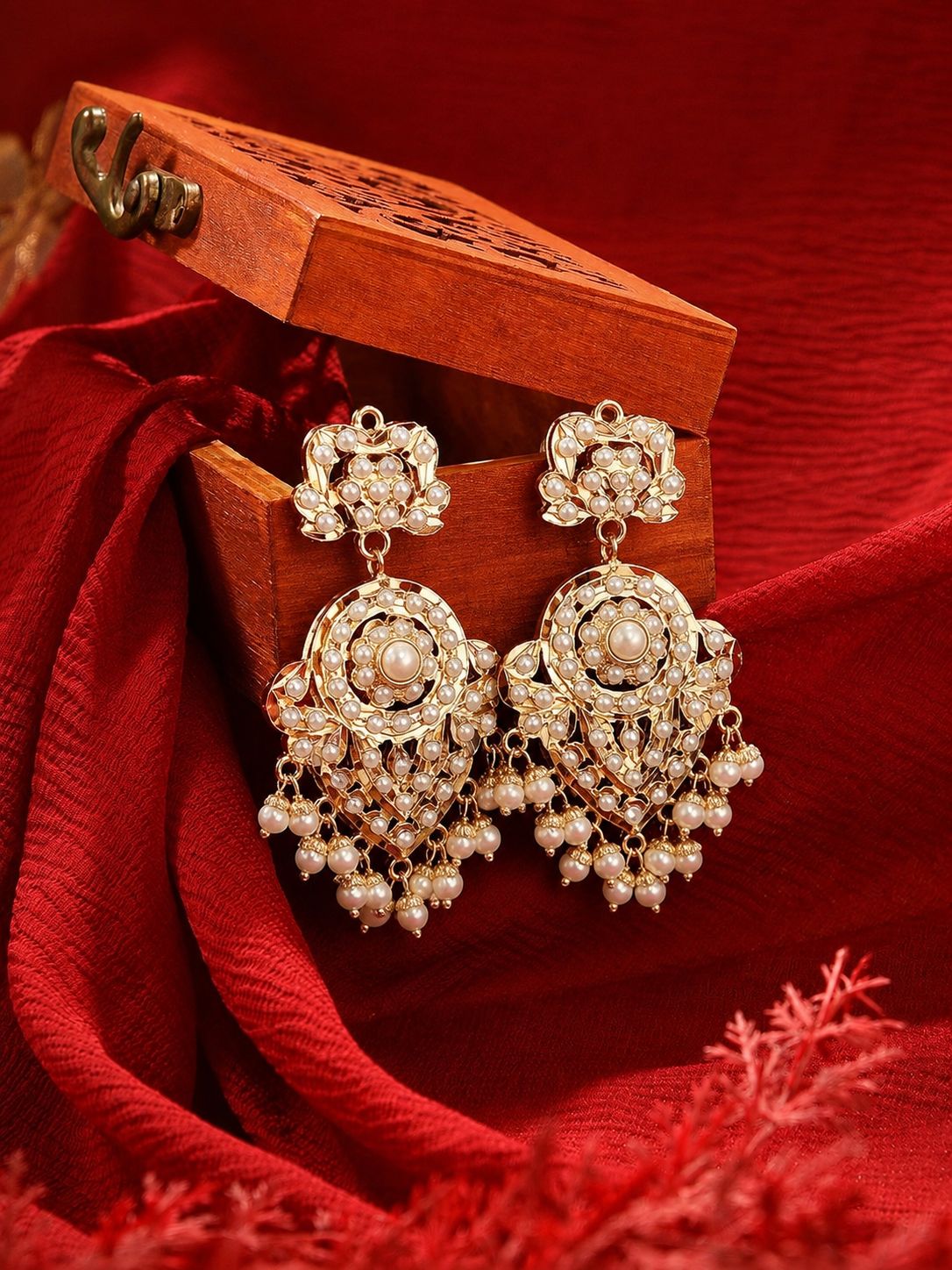 Paan Shaped Jadau Chaandbali Earrings - QUEENS JEWELS 