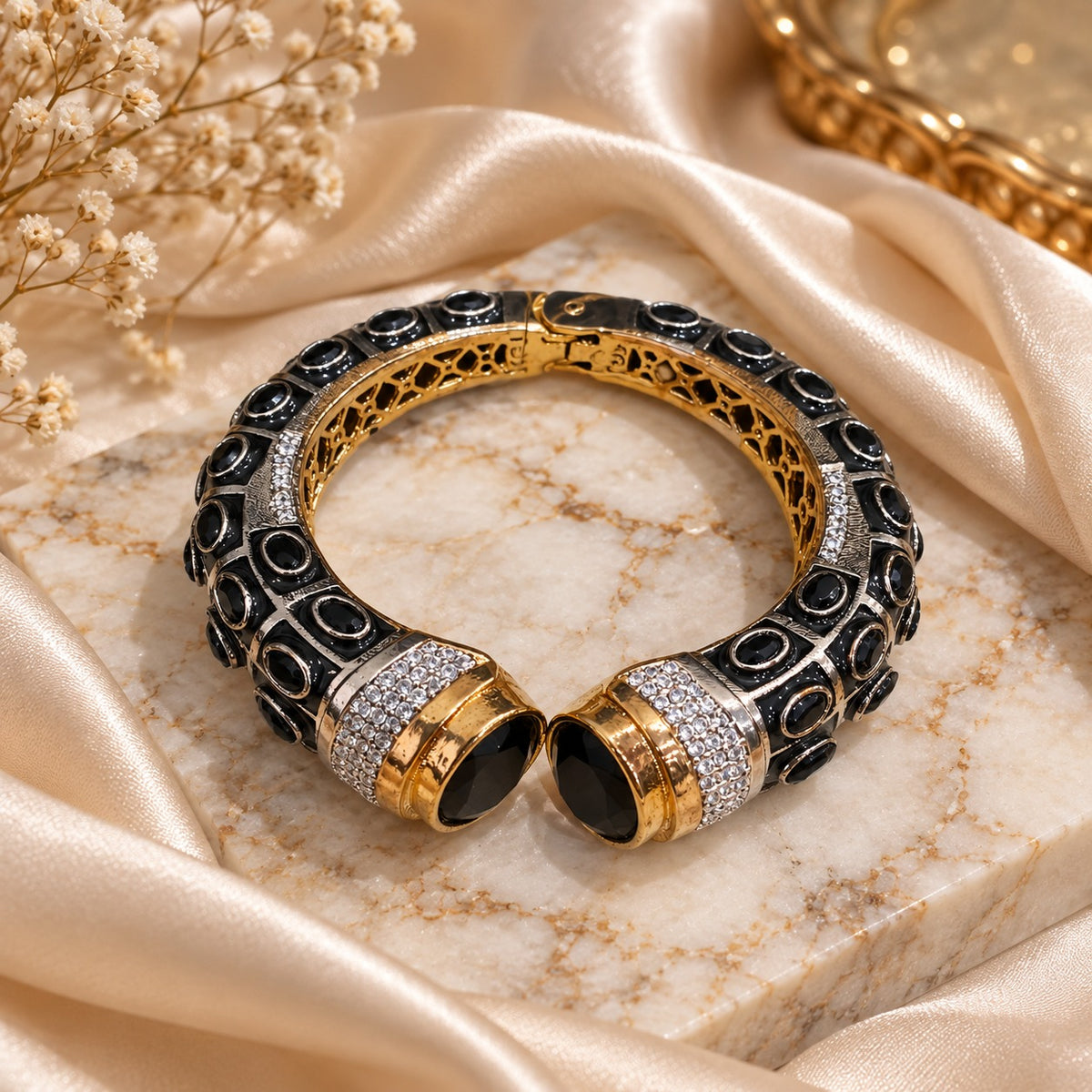 Victorian Style Adjustable Bracelet- 2.4 Size - QUEENS JEWELS