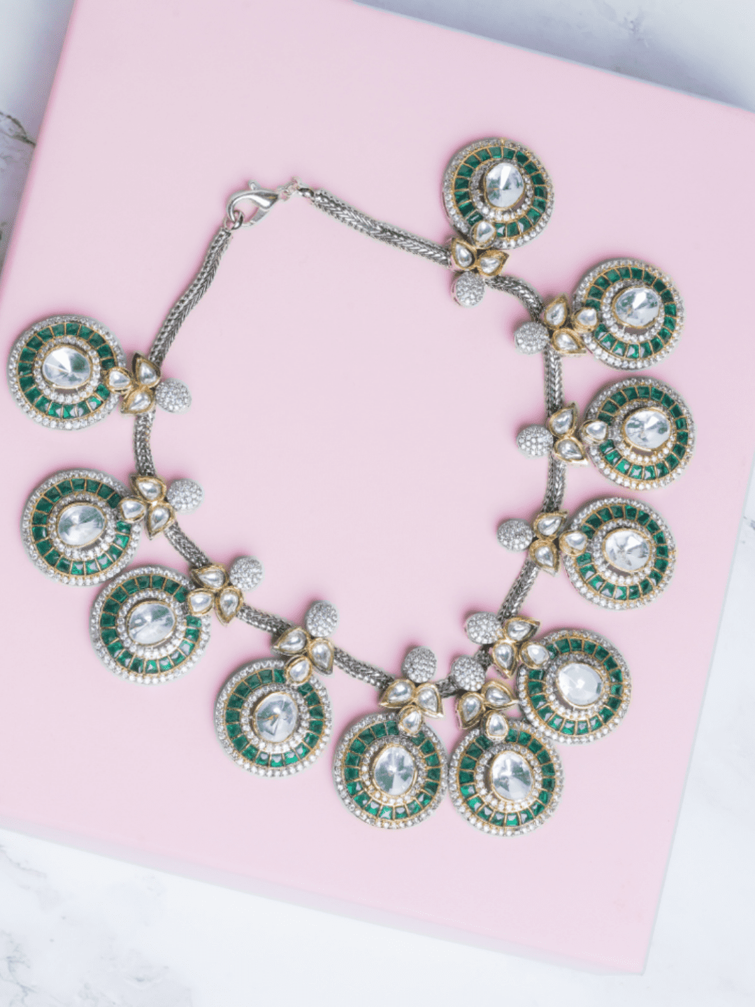 Emerald Kundan Necklace With Earrings - QUEENS JEWELS