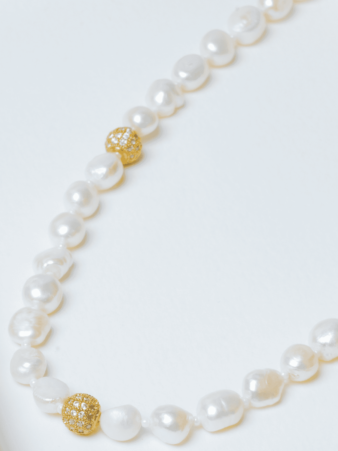 Mother Of Pearls Single String Necklace - QUEENS JEWELS
