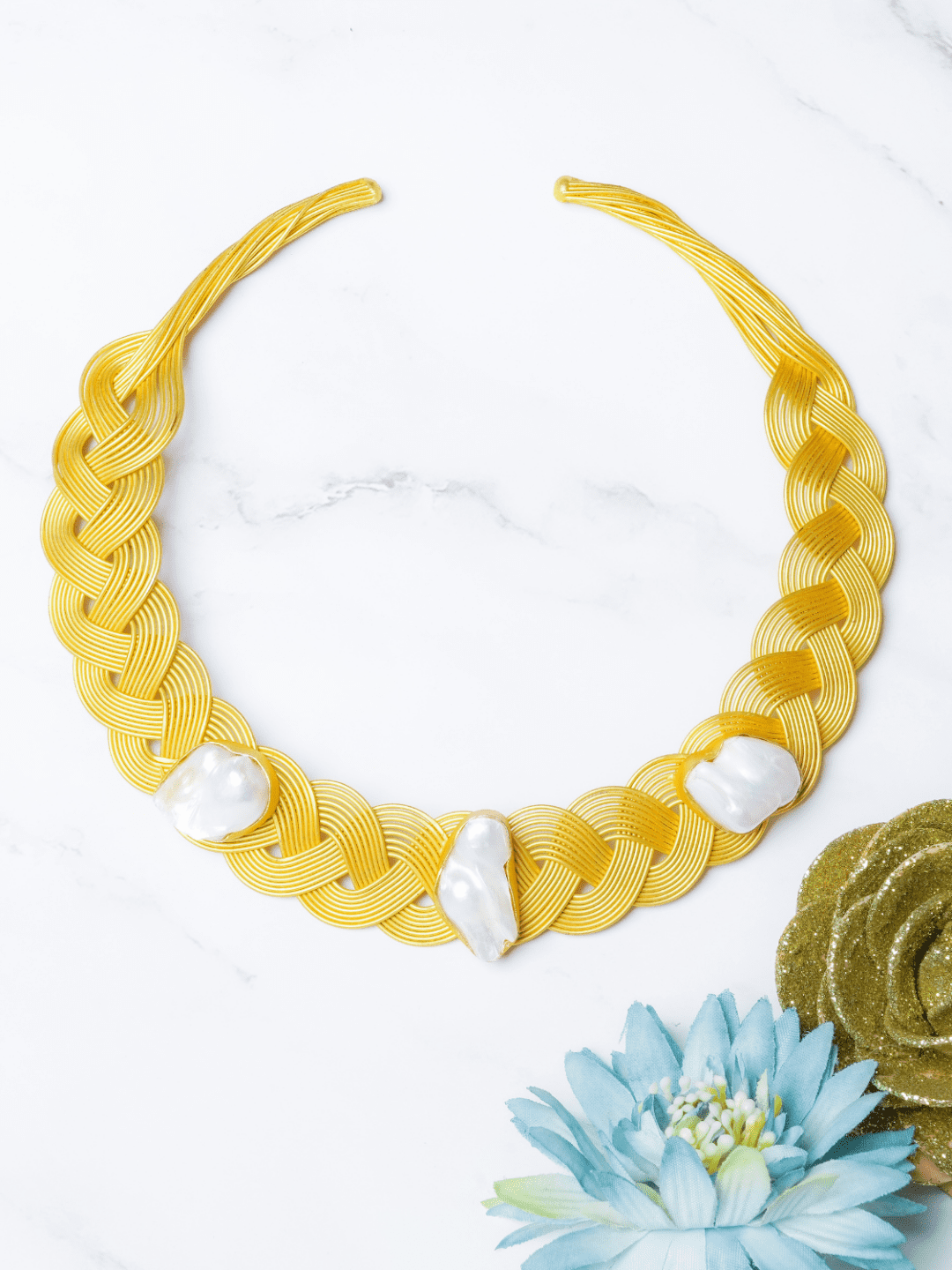 3D Gold Plated Pearl Neckpiece - QUEENS JEWELS
