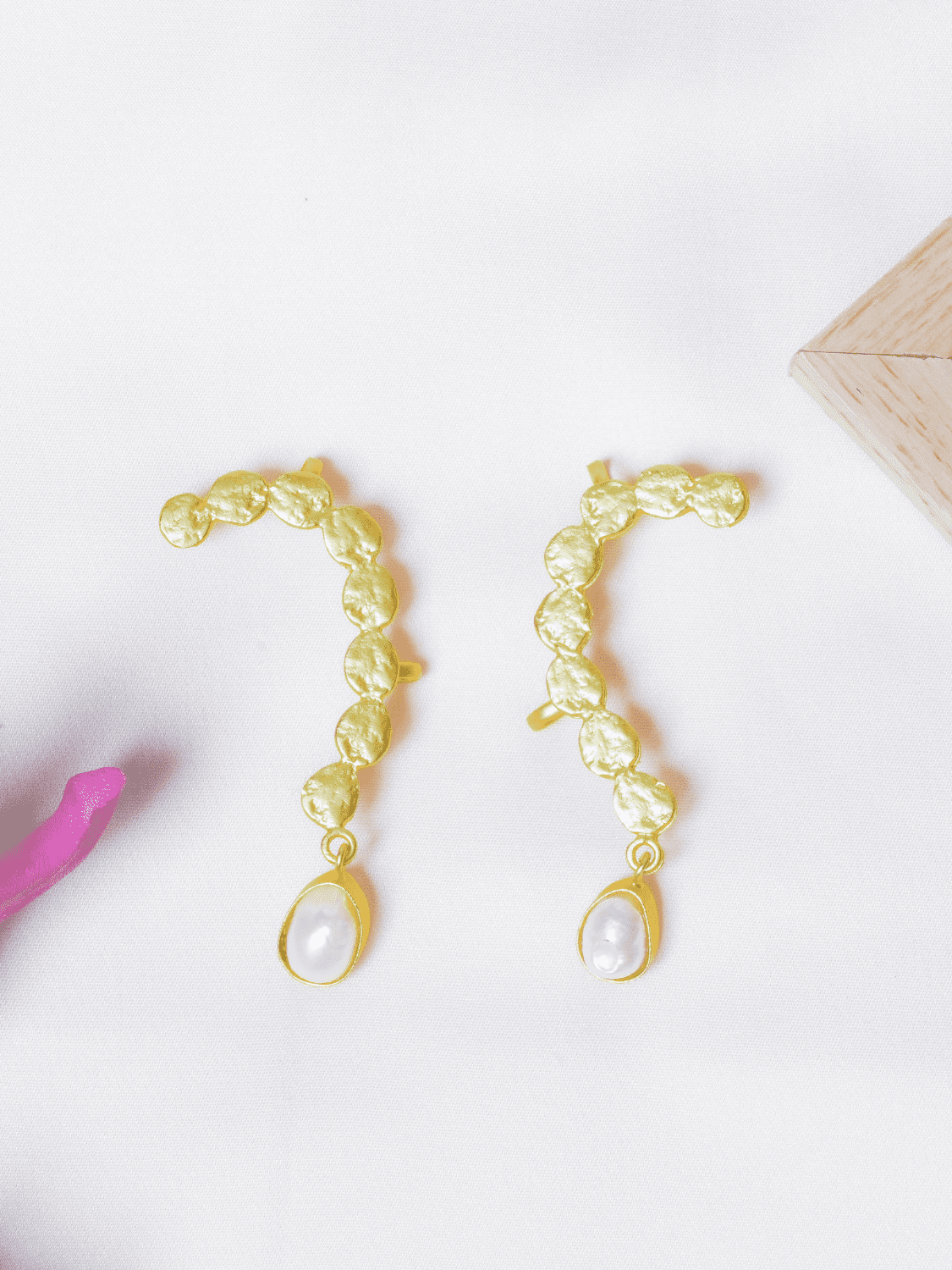Gold plated pearl drops ear cuffs dangler earrings