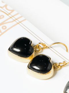 Black onyx heart shaped small dangler earrings