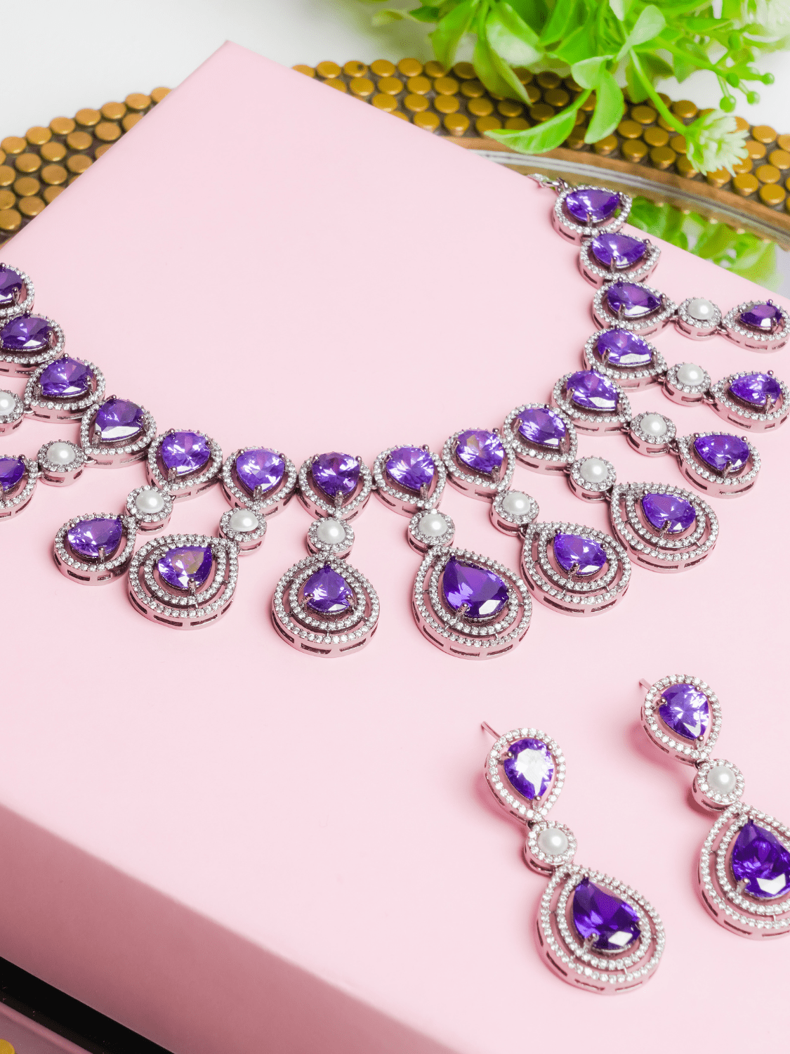 Queens American Diamond Choker with Earrings Necklace and